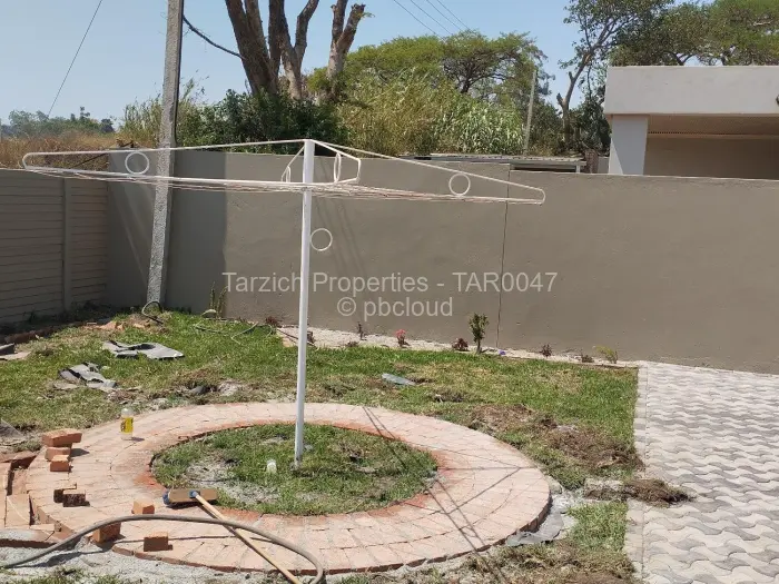 3 Bedroom House to Rent in Greendale