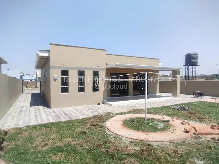 3 Bedroom House to Rent in Greendale