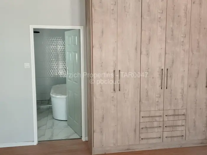 3 Bedroom House to Rent in Greendale