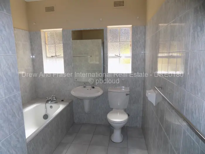 Townhouse/Complex/Cluster to Rent in Highlands