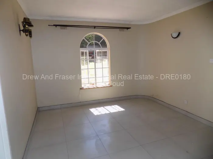 Townhouse/Complex/Cluster to Rent in Highlands