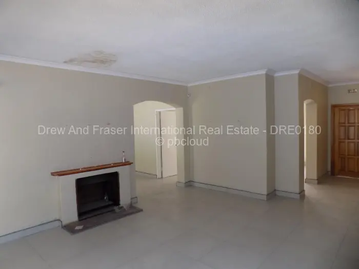 Townhouse/Complex/Cluster to Rent in Highlands