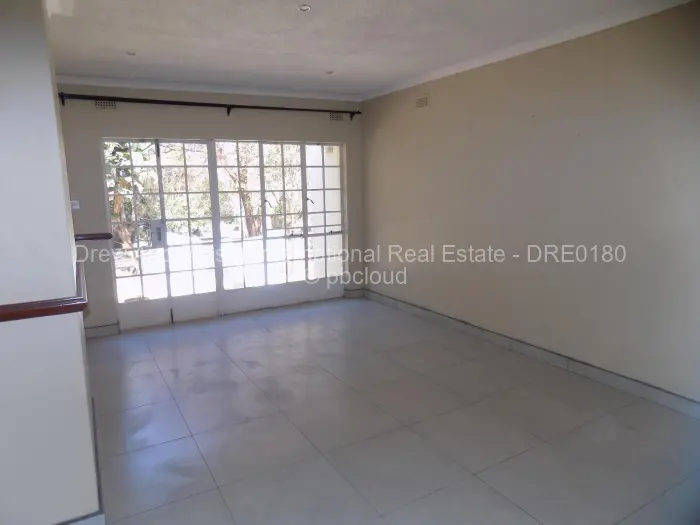 Townhouse/Complex/Cluster to Rent in Highlands
