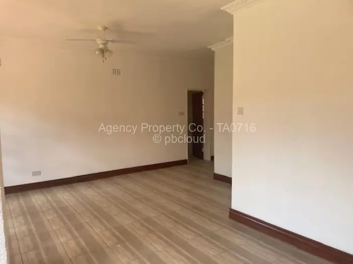 Townhouse/Cluster for Sale in Chisipite, Harare