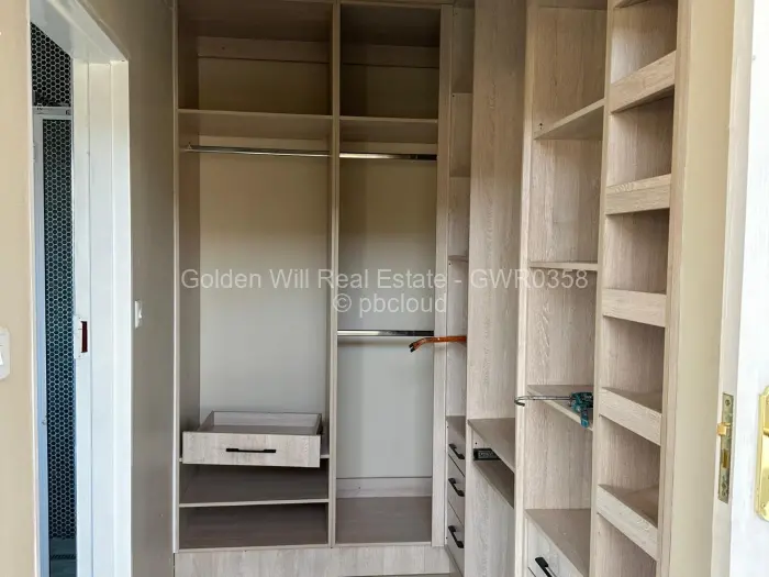 5 Bedroom House to Rent in Pomona