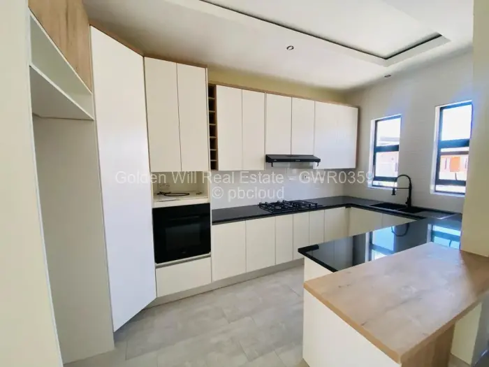 3 Bedroom House to Rent in Greendale