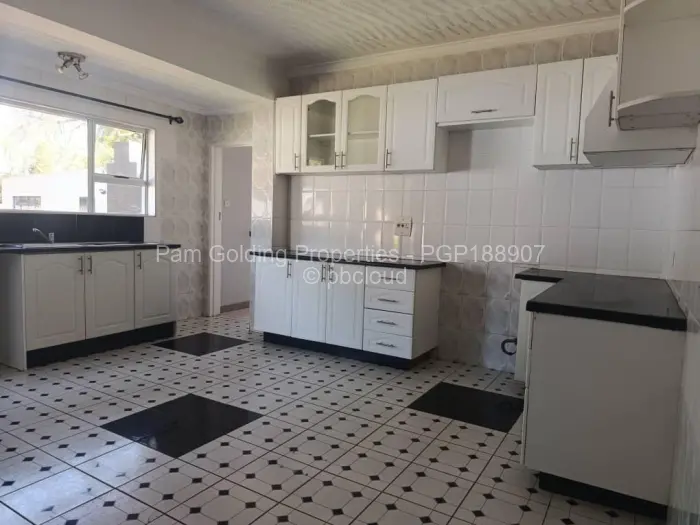4 Bedroom House to Rent in Gunhill
