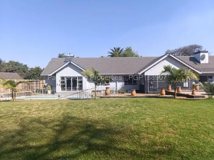 4 Bedroom House to Rent in Gunhill