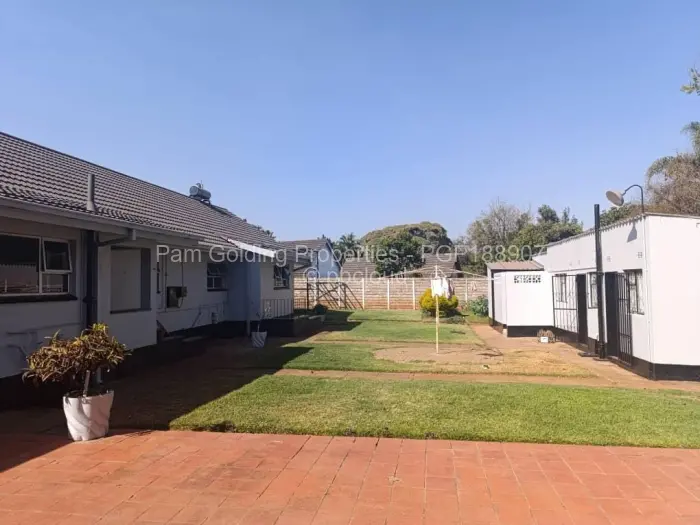 4 Bedroom House to Rent in Gunhill