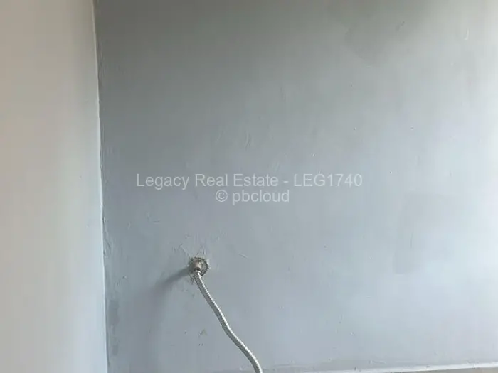 4 Bedroom House to Rent in Kuwadzana
