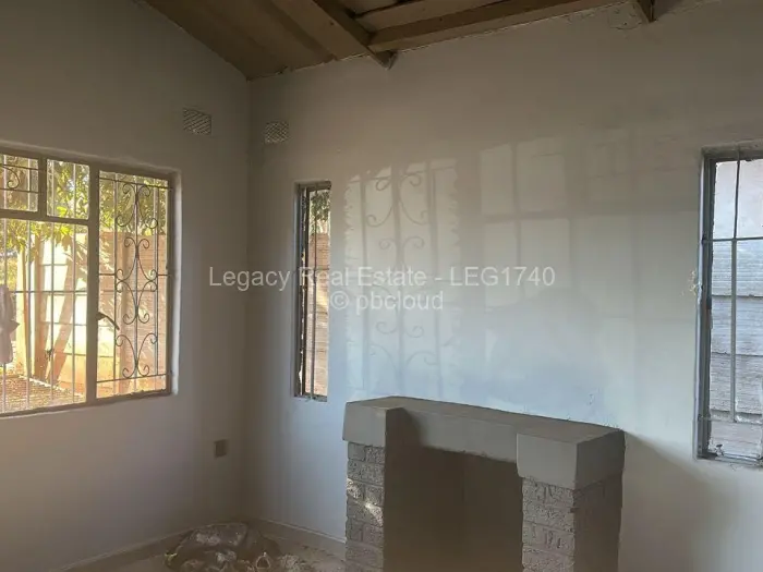 4 Bedroom House to Rent in Kuwadzana