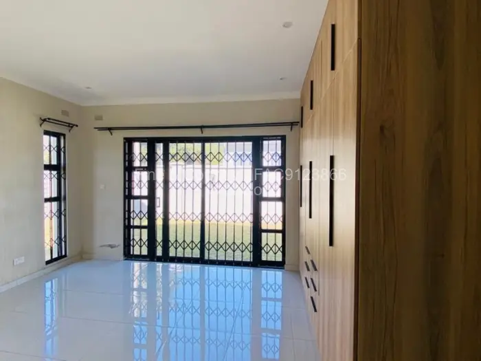 Townhouse/Complex/Cluster to Rent in Greendale
