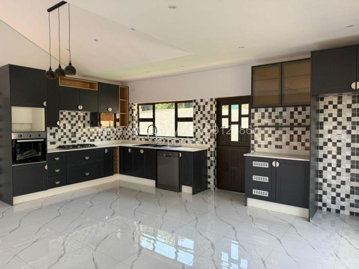 3 Bedroom House to Rent in Highlands, Harare