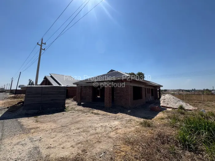 4 Bedroom House for Sale in Mabvazuva Estates, Ruwa