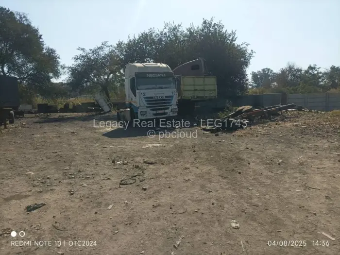 Warehouse/Industrial for Sale in Waterfalls, Harare