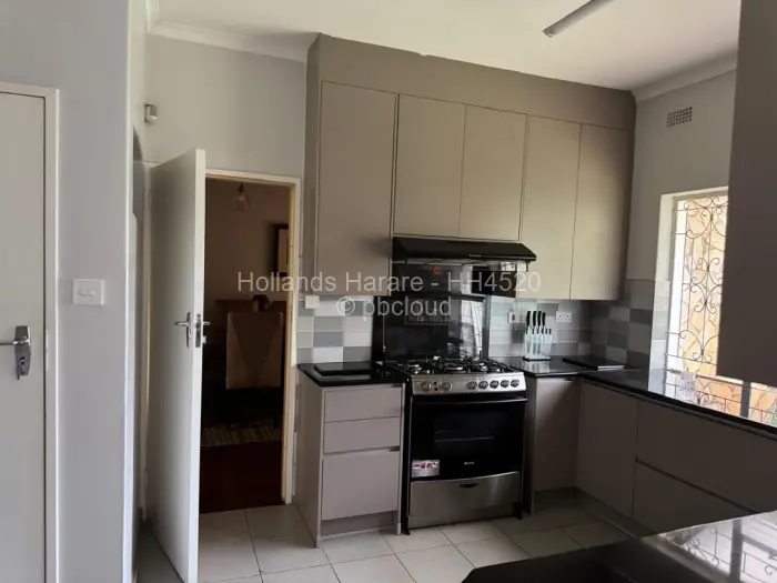 3 Bedroom House to Rent in Alexandra Park