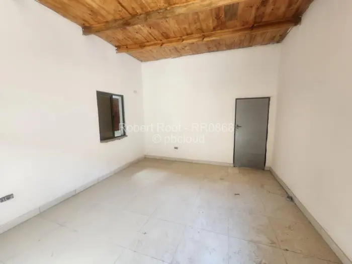 Warehouse/Industrial to Rent in Sunway City, Harare