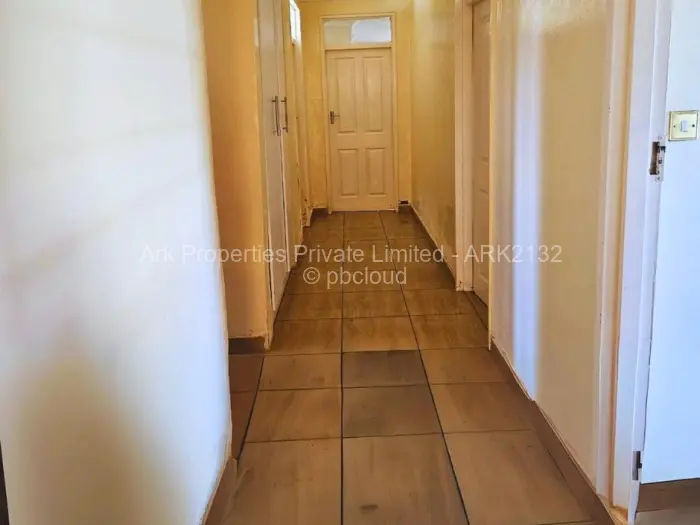 5 Bedroom House to Rent in Chadcombe