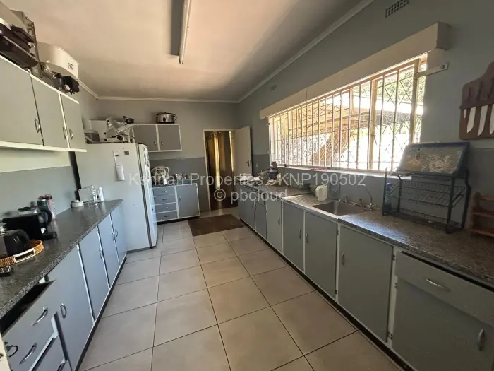 4 Bedroom House to Rent in Greendale