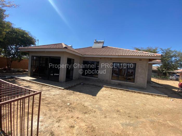 3 Bedroom House to Rent in Rockview, Harare