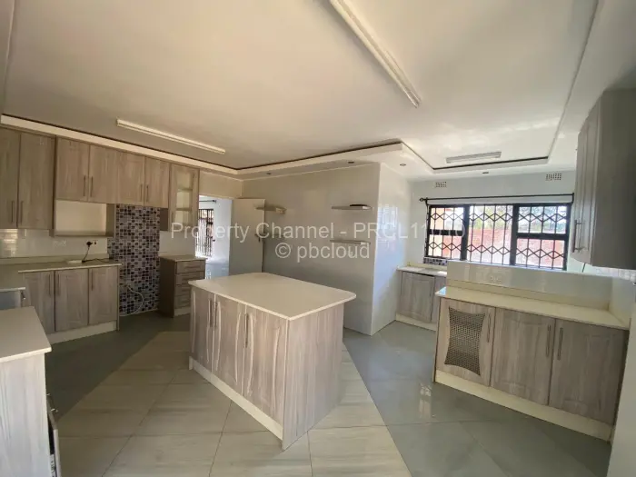 3 Bedroom House to Rent in Rockview, Harare