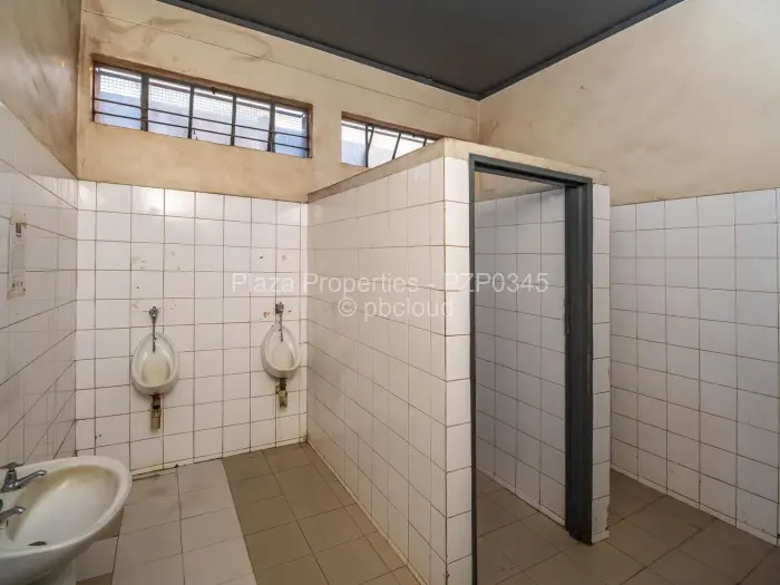 Warehouse/Industrial for Sale in Waterfalls, Harare