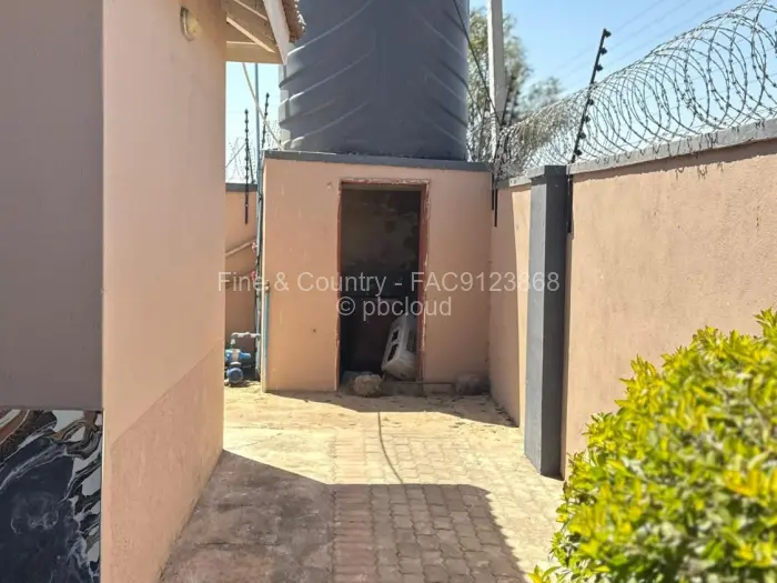 4 Bedroom House for Sale in Cold Comfort, Harare