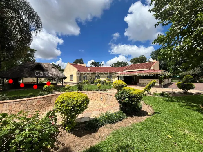 Room to Rent in Waterfalls, Harare