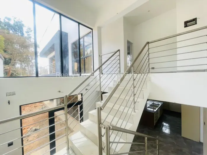 Flat/Apartment to Rent in Carrick Creagh Estate