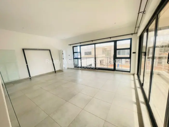 Flat/Apartment to Rent in Carrick Creagh Estate