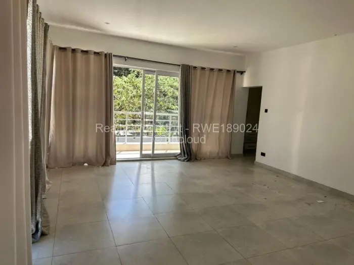 Flat/Apartment to Rent in Carrick Creagh Estate