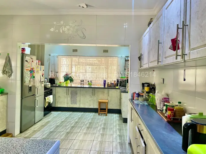 4 Bedroom House for Sale in Eastlea, Harare