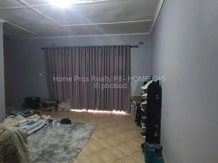 3 Bedroom House to Rent in Ashdown Park