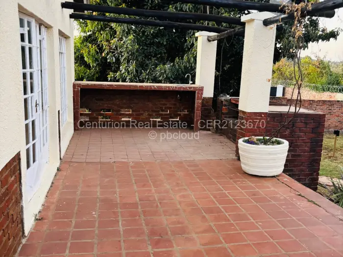 7 Bedroom House to Rent in Quinnington