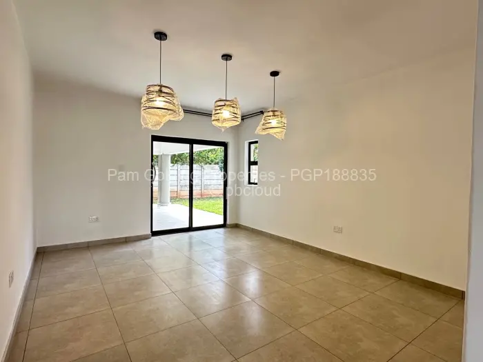 6 Bedroom House to Rent in Kambanji, Harare