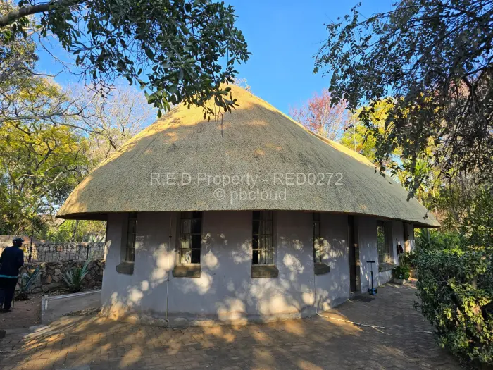 4 Bedroom House for Sale in Hillside Byo, Bulawayo
