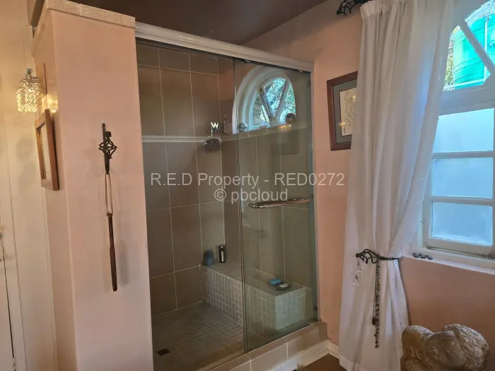 4 Bedroom House for Sale in Hillside Byo, Bulawayo