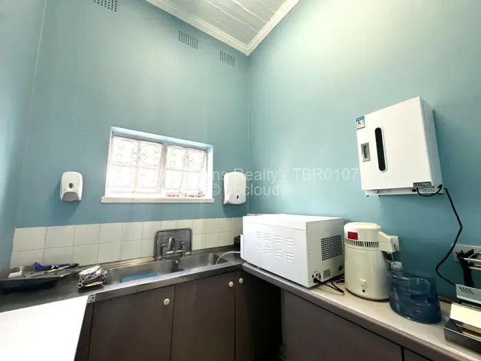 Warehouse/Industrial for Sale in Avenues, Harare