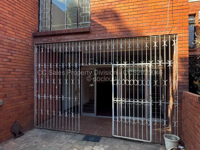 Townhouse/Complex/Cluster for Sale in Famona, Bulawayo