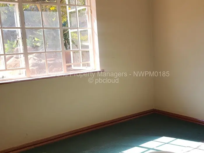 Townhouse/Complex/Cluster to Rent in Highlands