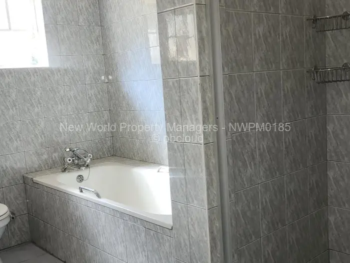 Townhouse/Complex/Cluster to Rent in Highlands