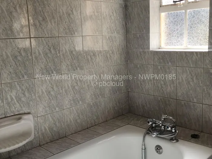 Townhouse/Complex/Cluster to Rent in Highlands
