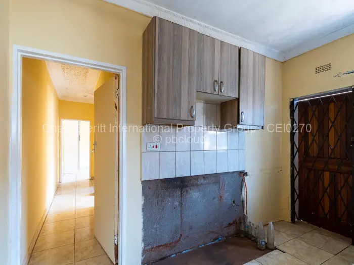 2 Bedroom House for Sale in Glaudina, Harare