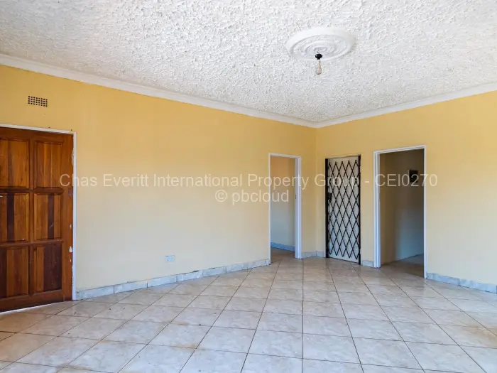 2 Bedroom House for Sale in Glaudina, Harare