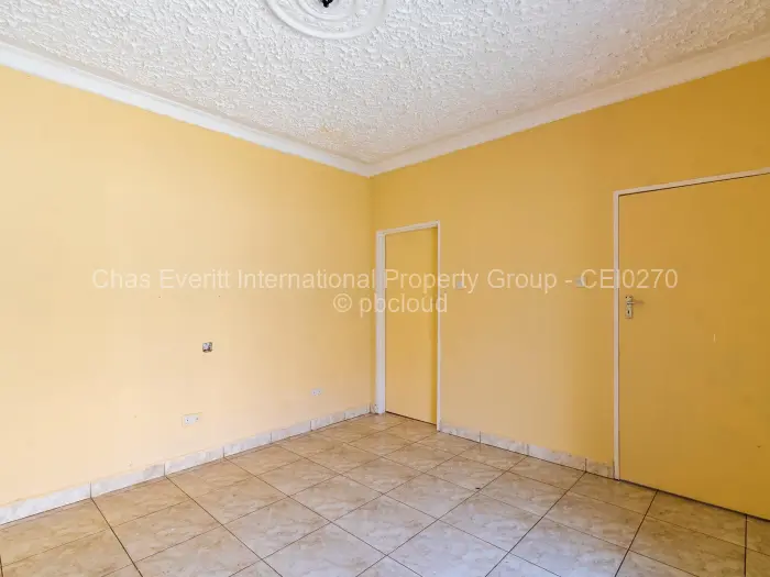 2 Bedroom House for Sale in Glaudina, Harare