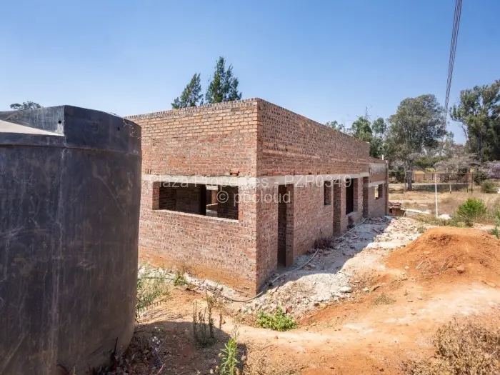 5 Bedroom House for Sale in Glen Lorne, Harare