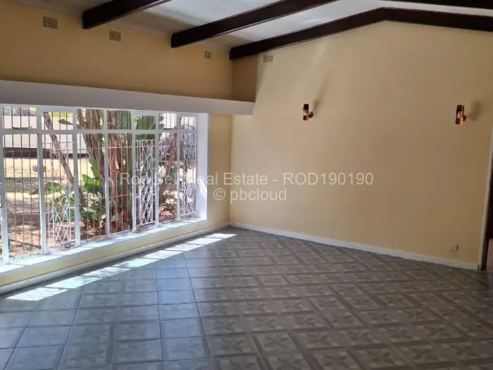 4 Bedroom House to Rent in Greendale