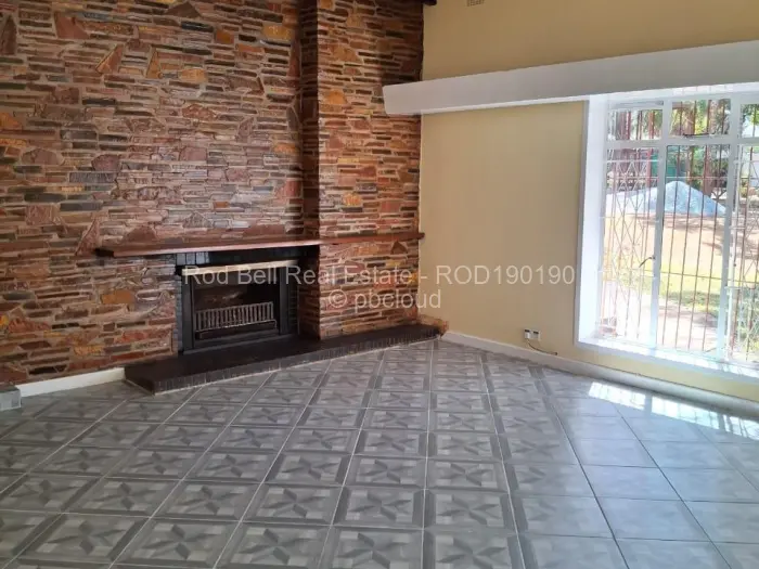 4 Bedroom House to Rent in Greendale