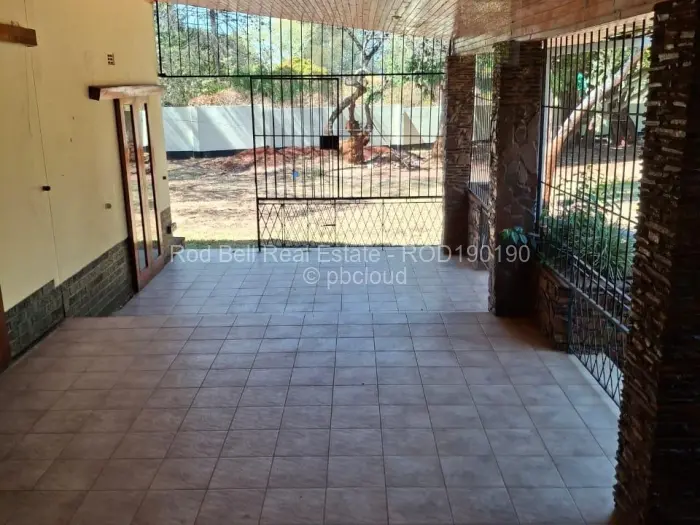 4 Bedroom House to Rent in Greendale