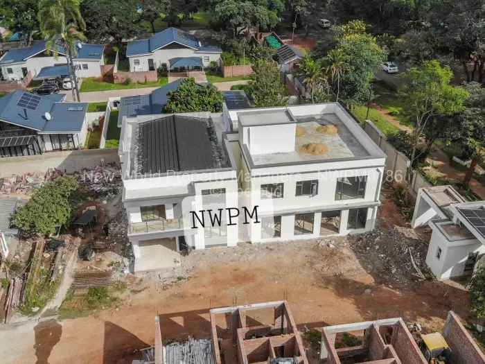 Townhouse/Cluster for Sale in Highlands, Harare